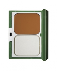 Buildable coverage glides on as a cream, then turns into a silky powder. Imparts a soft, matte finish and also defends against environmental damage. Oil-free. Long-wearing. Buildable coverage glides on as a cream, then turns into a silky powder. Imparts a soft, matte finish and also defends against environmental damage. Oil-free. Long-wearing.