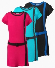 A perfectly vintage style – she can dance her way into a retro look with the sweet colorblocked style of this sweater dress from Planet Gold. A perfectly vintage style – she can dance her way into a retro look with the sweet colorblocked style of this sweater dress from Planet Gold.