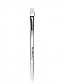 A specially designed brush for eye defining and shadow lining with precise definition. Hand-crafted with hand-cut synthetic fibers for a mistake-proof, professional application. 5 Lucite handle. A specially designed brush for eye defining and shadow lining with precise definition. Hand-crafted with hand-cut synthetic fibers for a mistake-proof, professional application. 5 Lucite handle.