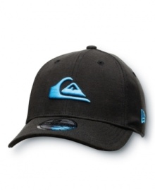 Score sweet surfer style with this cool contrast cap from Quiksilver. Score sweet surfer style with this cool contrast cap from Quiksilver.