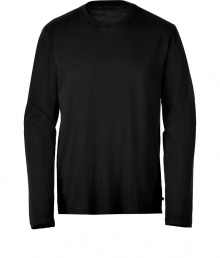Stylish long sleeve shirt in black cotton - by L.A. hip label James Perse - extra pleasant machine wash material - casual crew neck with slightly broader trim - slim cut, nice and long - genius every day basic, versatile use - nice and soft, casual and comfortable - wear under a sweater, sports jacket or solo - styling: pairs with jeans in all washes, chinos or shorts