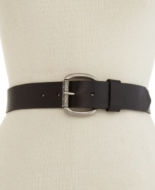 Roll into the weekend with the sleek texture of this rich leather belt from Fossil. The floral-engraved roller buckle adds flair to your Saturday jeans. Roll into the weekend with the sleek texture of this rich leather belt from Fossil. The floral-engraved roller buckle adds flair to your Saturday jeans.