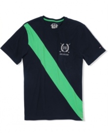 Be one of the crew. Shove off for style with this rowing-inspired t-shirt from Tommy Hilfiger. Be one of the crew. Shove off for style with this rowing-inspired t-shirt from Tommy Hilfiger.