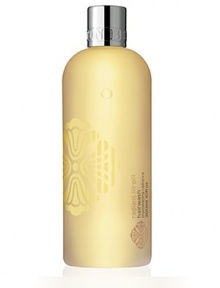 Radiant Lili Pili Hair Wash. Cleanse and refresh hair and the scalp with this gently hair wash. Surround the senses with uplifting aromas of lime, Mandarin and ginger. 10 oz. Radiant Lili Pili Hair Wash. Cleanse and refresh hair and the scalp with this gently hair wash. Surround the senses with uplifting aromas of lime, Mandarin and ginger. 10 oz.