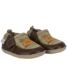 Show off his easy-going attitude with a pair of these cute Robeez shoes designed for comfort and muscle development.