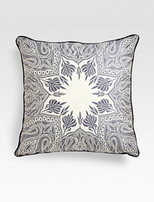 Beautiful jacquard pochette pillow centered with a tonal pattern and surrounded by braid-detail edges. 24 squareCotton/viscose/polyester with polyfillDry cleanMade in Italy Beautiful jacquard pochette pillow centered with a tonal pattern and surrounded by braid-detail edges. 24 squareCotton/viscose/polyester with polyfillDry cleanMade in Italy