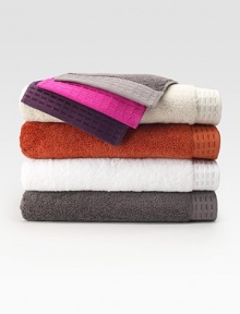 EXCLUSIVELY AT SAKS. A seamless infusion of art and detail in ringspun, two-ply combed cotton with signature Obi-Dash embroidery. Turned-under end-hem Crest and Obi-Dash embroidery 8 X 12 Ringspun combed cotton Machine wash Imported EXCLUSIVELY AT SAKS. A seamless infusion of art and detail in ringspun, two-ply combed cotton with signature Obi-Dash embroidery. Turned-under end-hem Crest and Obi-Dash embroidery 8 X 12 Ringspun combed cotton Machine wash Imported