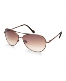 Be a framed beauty like the designer herself. Sunglasses by Jessica Simpson focus on ultimate style, raising the fashion bar a few notches. Be a framed beauty like the designer herself. Sunglasses by Jessica Simpson focus on ultimate style, raising the fashion bar a few notches.