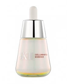 Provides a holistic whitening solution for those who are concerned not only with spots but also a range of other skin issues such as dullness, unevenness of skin tone and a lack of radiance. Helps to boost your skin's Aura-Lucency, bringing together a whole new level of translucency and evenness of skin tone with an aura that glows from within. Contains concentrated SK-II Pitera that helps lead to improvement in overall skin appearance. How to Use: After washing your face, condition your skin with lotion, Facial Treatment Essence and Beauty Essence. Put a pearl-sized drop on your palm (1 push of spigot). Then spread appropriate amount of beauty Essence over your face. Provides a holistic whitening solution for those who are concerned not only with spots but also a range of other skin issues such as dullness, unevenness of skin tone and a lack of radiance. Helps to boost your skin's Aura-Lucency, bringing together a whole new level of translucency and evenness of skin tone with an aura that glows from within. Contains concentrated SK-II Pitera that helps lead to improvement in overall skin appearance. How to Use: After washing your face, condition your skin with lotion, Facial Treatment Essence and Beauty Essence. Put a pearl-sized drop on your palm (1 push of spigot). Then spread appropriate amount of beauty Essence over your face.