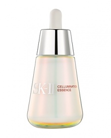 Provides a holistic whitening solution for those who are concerned not only with spots but also a range of other skin issues such as dullness, unevenness of skin tone and a lack of radiance. Helps to boost your skin's Aura-Lucency, bringing together a whole new level of translucency and evenness of skin tone with an aura that glows from within. Contains concentrated SK-II Pitera that helps lead to improvement in overall skin appearance.Using the dropper apply a pearl size amount onto the palm. Next quickly smooth the essence gently over the entire face with the fingertips until completely absorbed. Next concentrate a small amount of Cellumination Essence onto the dark spots that are visible. Use knuckles to gently massage the skin. Follow with Cellumination Cream as directed. For best results apply morning and evening. Can also be used on the back of hands and décolletage. Provides a holistic whitening solution for those who are concerned not only with spots but also a range of other skin issues such as dullness, unevenness of skin tone and a lack of radiance. Helps to boost your skin's Aura-Lucency, bringing together a whole new level of translucency and evenness of skin tone with an aura that glows from within. Contains concentrated SK-II Pitera that helps lead to improvement in overall skin appearance.Using the dropper apply a pearl size amount onto the palm. Next quickly smooth the essence gently over the entire face with the fingertips until completely absorbed. Next concentrate a small amount of Cellumination Essence onto the dark spots that are visible. Use knuckles to gently massage the skin. Follow with Cellumination Cream as directed. For best results apply morning and evening. Can also be used on the back of hands and décolletage.