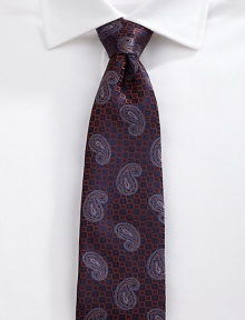 EXCLUSIVELY OURS. Silk dress tie patterned to perfection in a handsome paisley print.About 3½ wideSilkDry cleanMade in Italy EXCLUSIVELY OURS. Silk dress tie patterned to perfection in a handsome paisley print.About 3½ wideSilkDry cleanMade in Italy