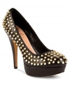 For the fearless diva in all of us. Vince Camuto's Madelyn platform pumps get dramatic with all-over spiky studs.