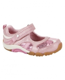 Shine on! She'll be in the spotlight with these sparkly, fun Stride Rite shoes with sequin accents. Shine on! She'll be in the spotlight with these sparkly, fun Stride Rite shoes with sequin accents.