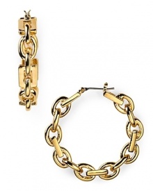 T Tahari updates the classic hoop earring with bold chain-link detailing. Wear this pair to give looks a hit of statement shine.