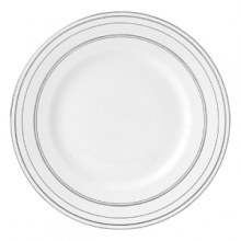 Sparkling platinum and mica accent this decidedly contemporary Vera Wang salad plate, lending a look that's fresh and dimensional. Sparkling platinum and mica accent this decidedly contemporary Vera Wang salad plate, lending a look that's fresh and dimensional.