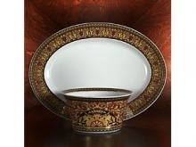 Gianni Versace's artistic influence in the world of fashion was virtually unparalleled. His legacy is carried on and translated for the table in its marriage with Rosenthal. Versace by Rosenthal is an extraordinary collection resulting in high quality tableware and giftware in contemporary designs. Elegant red, precious gold and black unite on the Medusa dinnerware, forming ingenious patterns worthy of the most opulent feast. Gianni Versace's artistic influence in the world of fashion was virtually unparalleled. His legacy is carried on and translated for the table in its marriage with Rosenthal. Versace by Rosenthal is an extraordinary collection resulting in high quality tableware and giftware in contemporary designs. Elegant red, precious gold and black unite on the Medusa dinnerware, forming ingenious patterns worthy of the most opulent feast.
