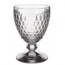 Since 1748, families the world over have turned to Villeroy & Boch for fine European porcelains. Today, they design a wealth of stemware to complement the Villeroy & Boch style. Boston is a heavy crystal glassware pattern with short stems. Since 1748, families the world over have turned to Villeroy & Boch for fine European porcelains. Today, they design a wealth of stemware to complement the Villeroy & Boch style. Boston is a heavy crystal glassware pattern with short stems.