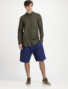 A subtle texture and a pattern that evokes granite or marble this woven design with just enough edginess. Modified point collarHidden front buttonsLong sleeves with barrel cuffsExtended back shirttail hemCottonDry cleanImported A subtle texture and a pattern that evokes granite or marble this woven design with just enough edginess. Modified point collarHidden front buttonsLong sleeves with barrel cuffsExtended back shirttail hemCottonDry cleanImported