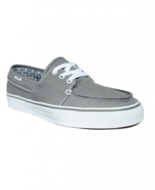 The perfect blend between classic, nautical and preppy, Vans gets it right with the easy kicked-back look of their moc-toe canvas boat shoe sneaks. The perfect blend between classic, nautical and preppy, Vans gets it right with the easy kicked-back look of their moc-toe canvas boat shoe sneaks.
