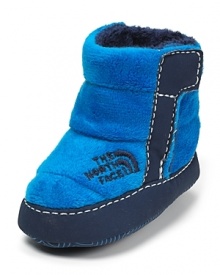 The North Face® crafts ultra-cozy winter booties in bright blue, lined with fleece and 100 g Heatseeker™ insulation to keep little toes toasty. The North Face® crafts ultra-cozy winter booties in bright blue, lined with fleece and 100 g Heatseeker™ insulation to keep little toes toasty.
