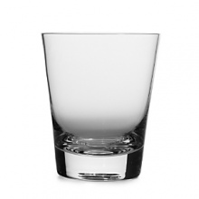 The design inspiration for William Yeoward Crystal is drawn from antique pieces originally made in England and Ireland during the 18th and early 19th centuries. Every piece is entirely handmade using the same traditional methods employed over 150 years ago. The design inspiration for William Yeoward Crystal is drawn from antique pieces originally made in England and Ireland during the 18th and early 19th centuries. Every piece is entirely handmade using the same traditional methods employed over 150 years ago.