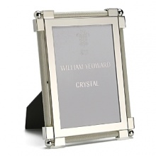 Made entirely from hand, each piece of William Yeoward Crystal draws its inspiration from antique crystal pieces originally made in England during the 18th and early 19th centuries. Traditionally styled and utterly elegant, the Classic Shagreen frame is an elegant way to frame your favorite photos. Made entirely from hand, each piece of William Yeoward Crystal draws its inspiration from antique crystal pieces originally made in England during the 18th and early 19th centuries. Traditionally styled and utterly elegant, the Classic Shagreen frame is an elegant way to frame your favorite photos.