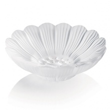 This decorative daisy dish, crafted in satin-finished crystal, makes a cheery addition to a desk or vanity table. This decorative daisy dish, crafted in satin-finished crystal, makes a cheery addition to a desk or vanity table.