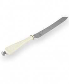 This porcelain cake knife is the perfect complement to your special celebrations. A modern shape and gilt trim combine for a truly elegant look. Qualifies for Rebate This porcelain cake knife is the perfect complement to your special celebrations. A modern shape and gilt trim combine for a truly elegant look. Qualifies for Rebate
