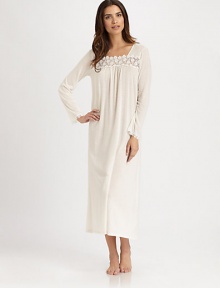 Delicate embroidered lace adds vintage-inspired style to this wool-cashmere blend with feminine ruching. ScoopneckLong sleevesEmbroidered lace at the neckline and cuffsFront ruchingAbout 51 from shoulder to hem,/li> Body: 70%cotton/30% cashmereLace: polyesterMachine washImported Delicate embroidered lace adds vintage-inspired style to this wool-cashmere blend with feminine ruching. ScoopneckLong sleevesEmbroidered lace at the neckline and cuffsFront ruchingAbout 51 from shoulder to hem,/li> Body: 70%cotton/30% cashmereLace: polyesterMachine washImported