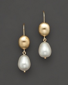 A drop of heaven. Freshwater pearl double drop earrings in 2 tones. A drop of heaven. Freshwater pearl double drop earrings in 2 tones.