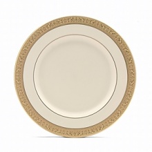 An exquisite gold inlay makes this pattern sophisticated enough for an elegant banquet and inviting enough for a romantic soiree. An exquisite gold inlay makes this pattern sophisticated enough for an elegant banquet and inviting enough for a romantic soiree.