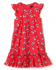 Cheery and chic, this Little Marc Jacobs dress charms with a wide-eyed girl in a heart balloon print and flouncy ruffle trim. Cheery and chic, this Little Marc Jacobs dress charms with a wide-eyed girl in a heart balloon print and flouncy ruffle trim.