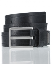 Heavy duty stitching over pebbled leather infuses your look with a subtle dose of polished texture. Heavy duty stitching over pebbled leather infuses your look with a subtle dose of polished texture.