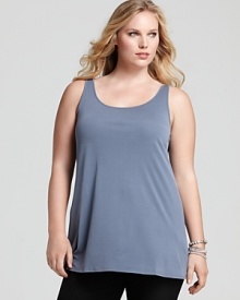 Effortlessly layered under draped cardigans and fitted blazers or simply worn on its own, this Eileen Fisher silk tunic is a standout year-round essential. Effortlessly layered under draped cardigans and fitted blazers or simply worn on its own, this Eileen Fisher silk tunic is a standout year-round essential.