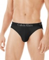 Lightweight cotton hip brief. Body-defining fit. Contour pouch flatters physique. U1703