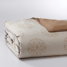 Inspired by the beauty of a floating lotus, this patterned duvet embodies simplicity and modern sophistication. Inspired by the beauty of a floating lotus, this patterned duvet embodies simplicity and modern sophistication.