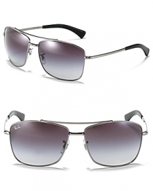 Sporty chic frames and polarized lenses from cult favorite Ray-Ban. Sporty chic frames and polarized lenses from cult favorite Ray-Ban.