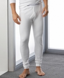 Add an extra layer of warmth under your favorite jeans, chinos or dress pants. Signature Y-Front® thermal pant is waffle-knit to insulate for warmth and has a hint of spandex to provide a close, comfortable fit and exceptional ease of movement. Add an extra layer of warmth under your favorite jeans, chinos or dress pants. Signature Y-Front® thermal pant is waffle-knit to insulate for warmth and has a hint of spandex to provide a close, comfortable fit and exceptional ease of movement.