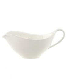 Truly timeless, the graceful Anmut gravy boat is crafted in the premium bone china of Villeroy & Boch and finished with a pure white glaze for unparalleled versatility. Truly timeless, the graceful Anmut gravy boat is crafted in the premium bone china of Villeroy & Boch and finished with a pure white glaze for unparalleled versatility.