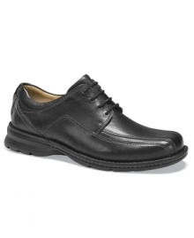 Cool enough for casual adventures and polished enough for the office, these bike toe oxford men's dress shoes from Dockers effortlessly complement your everyday routine. Cool enough for casual adventures and polished enough for the office, these bike toe oxford men's dress shoes from Dockers effortlessly complement your everyday routine.