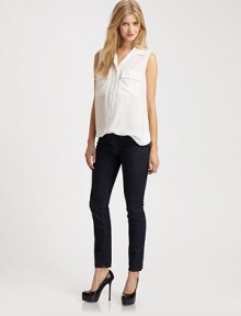 Ultra-skinny stretch denim in rich dark-rinse denimTHE FITSlim fitRise, about 8Inseam, about 29THE DETAILSZip flyFive-pocket style92% cotton/7% polyester/1% spandexMachine washMade in USA