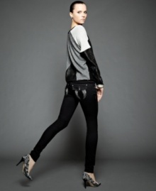 Rhinestone wings on the back pockets up the glam factor on these Miss Me jeggings -- dress them up or dress them down!