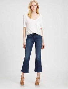 Ultra-flare and cropped in a mid-rise silhouette crafted from dark-rinse denim.THE FITRise, about 9½Inseam, about 27½THE DETAILSZip flyFive-pocket styleSignature stitch back flap pockets98% cotton/2% elastaneMachine washImportedModel shown is 5'10½ (179cm) wearing US size 4. Ultra-flare and cropped in a mid-rise silhouette crafted from dark-rinse denim.THE FITRise, about 9½Inseam, about 27½THE DETAILSZip flyFive-pocket styleSignature stitch back flap pockets98% cotton/2% elastaneMachine washImportedModel shown is 5'10½ (179cm) wearing US size 4.