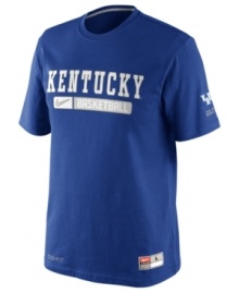 Be a part of the wave-help keep team spirit up with this Kentucky Wildcats NCAA basketball t-shirt from Nike.