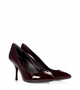 Go classic in style with these sophisticated patent leather heels from Giuseppe Zanotti - Pointed toe, mid-length stiletto heel - Style with a pencil skirt, a tie-neck blouse, and a bold shoulder blazer for workweek chic