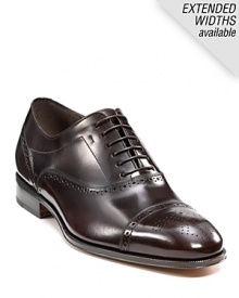 Cap toe wing tip in luxurious Italian leather. Cap toe wing tip in luxurious Italian leather.