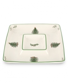 With an historic pattern starring the most cherished symbol of the season, Spode's Christmas Tree chip and dip is a festive gift to holiday dining. Evergreen trees with baubles, tinsel and perfectly wrapped packages complete every celebration. With an historic pattern starring the most cherished symbol of the season, Spode's Christmas Tree chip and dip is a festive gift to holiday dining. Evergreen trees with baubles, tinsel and perfectly wrapped packages complete every celebration.