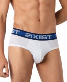 No more lines. These no-show briefs from 2(x)ist are perfect for keeping a clean look. No more lines. These no-show briefs from 2(x)ist are perfect for keeping a clean look.