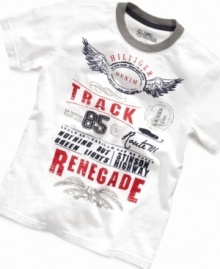High-speed style. He'll be on the road to cool in this vintage-style t-shirt from Tommy Hilfiger.