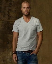 The embodiment of effortless style, this relaxed V-neck tee in soft cotton jersey looks great layered or all on its own. The embodiment of effortless style, this relaxed V-neck tee in soft cotton jersey looks great layered or all on its own.